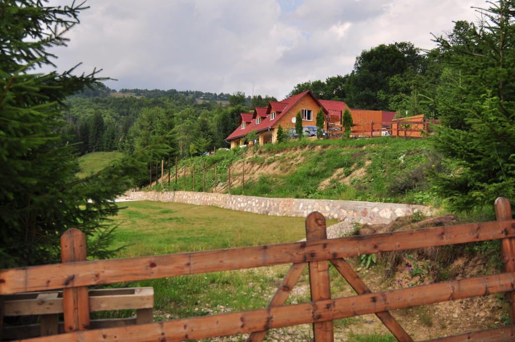 Kings Valley - Sunny Botesti Cîmpeni Exterior photo