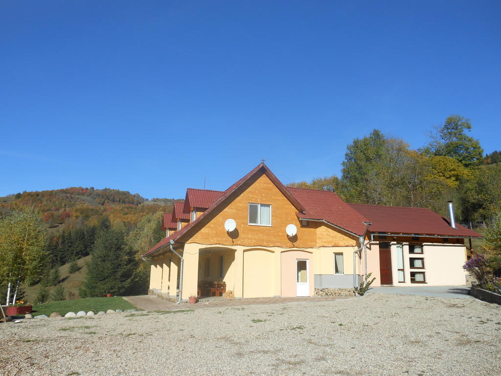 Kings Valley - Sunny Botesti Cîmpeni Exterior photo